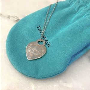 TIFFANY & CO Heart Tag Pendant